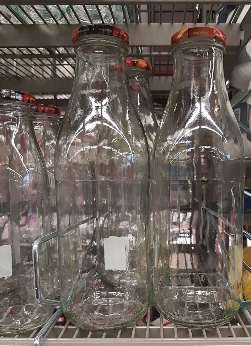 Milk in Glass Bottles, Back on the Porch: The Creameries Betting on the Doorstep